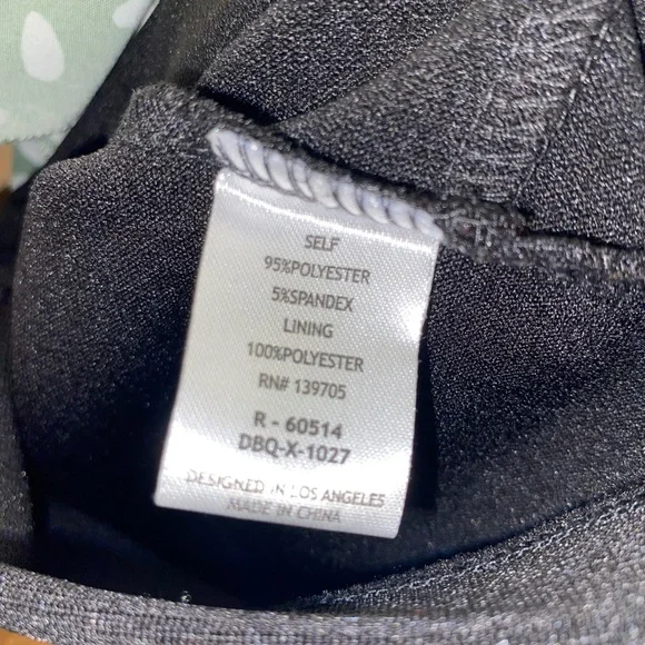 Women’s size 7 semi formal dress - Picture 3 of 4